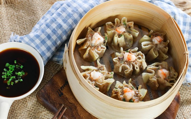 Cách làm món dimsum nhân tôm thịt nổi tiếng của ẩm thực Trung Hoa