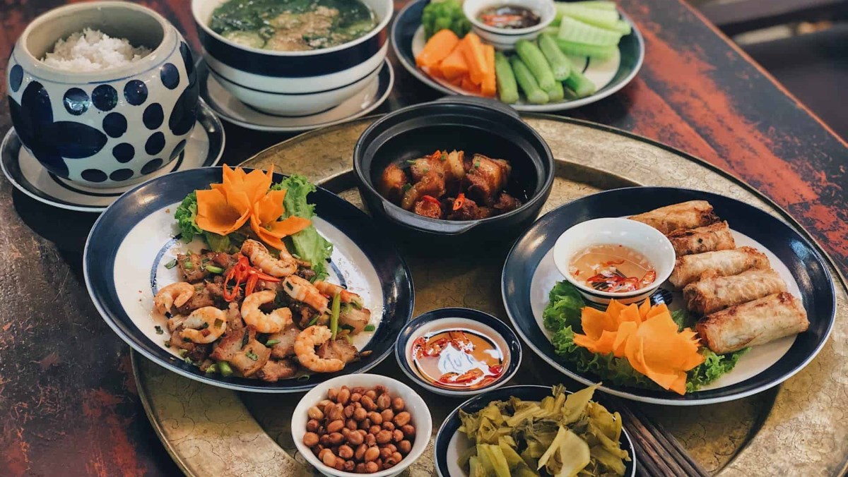 Thực đơn hằng ngày cho gia đình miền Nam có nét đặc trưng của ẩm thực Việt Nam